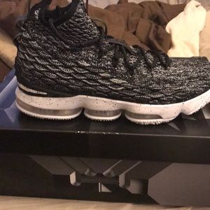 Lebron XV Graffiti size 11 and Black White 10.5
